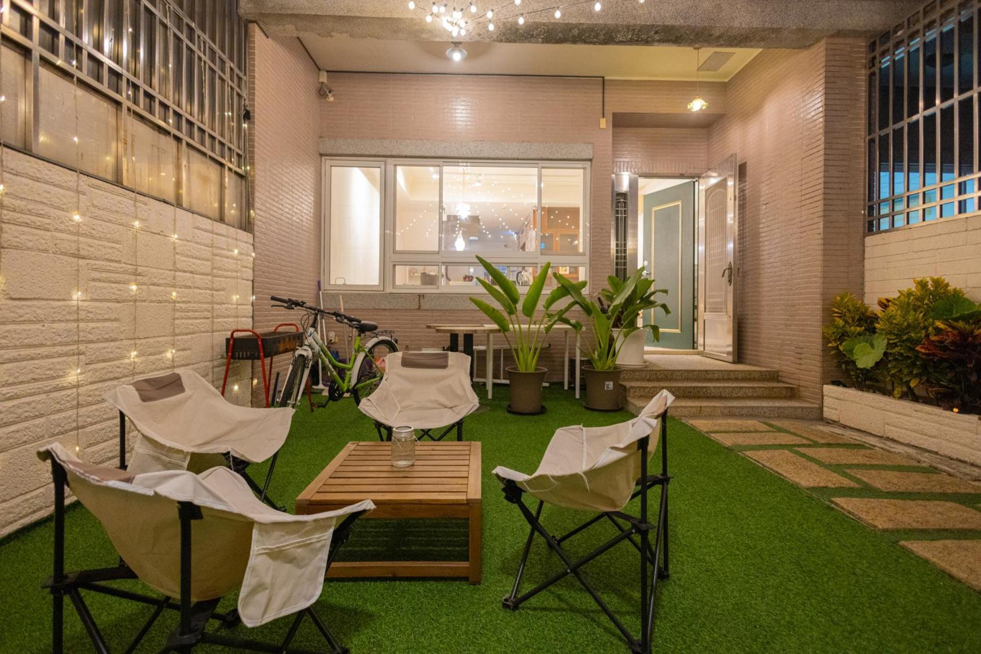 Maybe Homestay 龍井区 エクステリア 写真