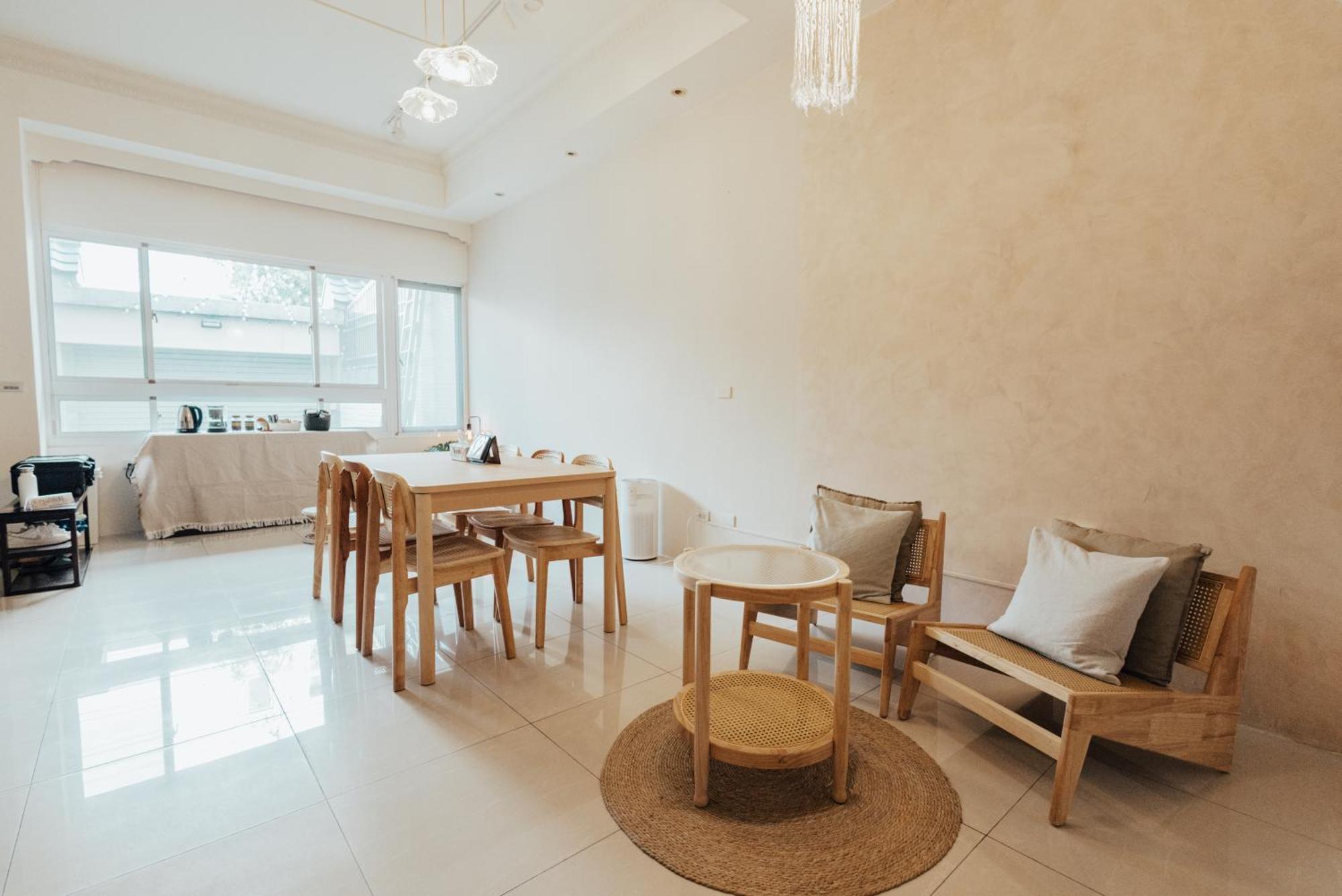 Maybe Homestay 龍井区 エクステリア 写真